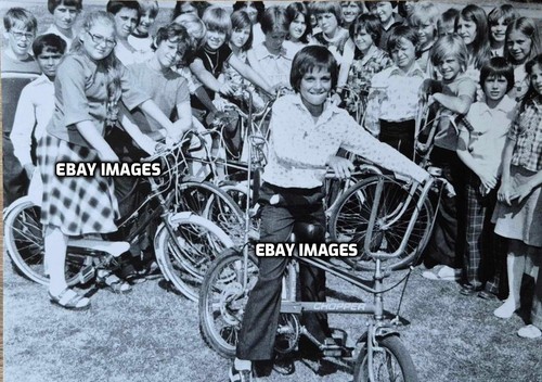 Raleigh chopper school gang - school,